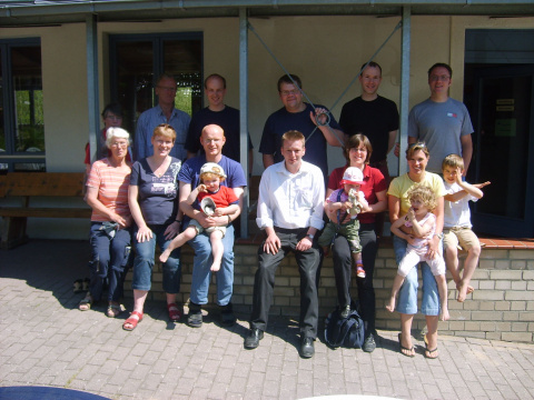 Hinten: Brigitte, Klaus, Guido, Alexander, Olaf, Philip. Mitte: Bruni, Silke, Christian, Michael, Claudia, Anja, Kevin. Vorne: Johanna, Mareike, Jenny.